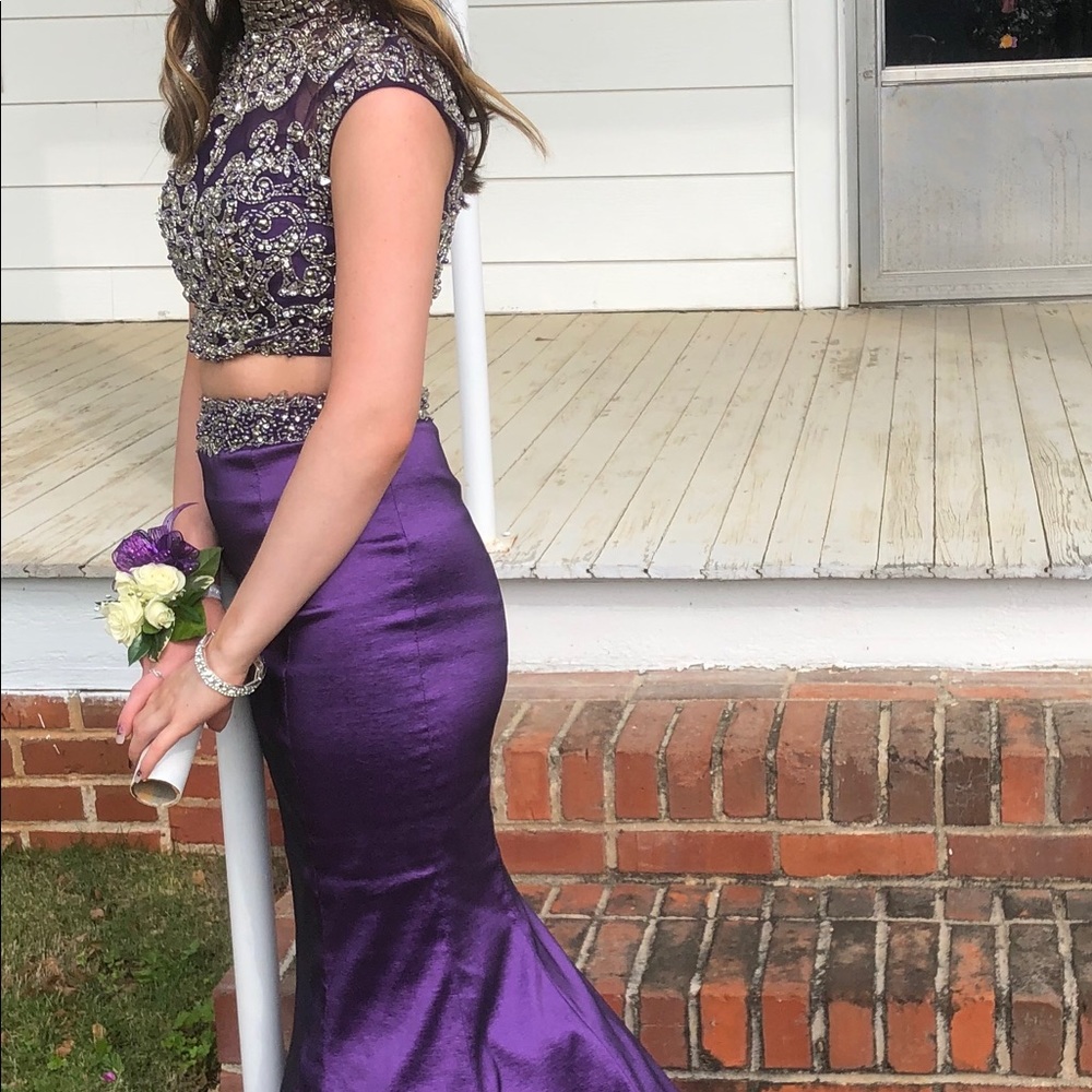Prom dress - Picture 3 of 3